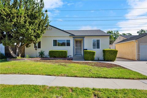4468 Stevely Avenue Lakewood CA 90713