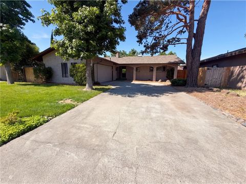 Photo of 831 Shepard LN, Chico, CA 95926 (MLS # IV26113436)