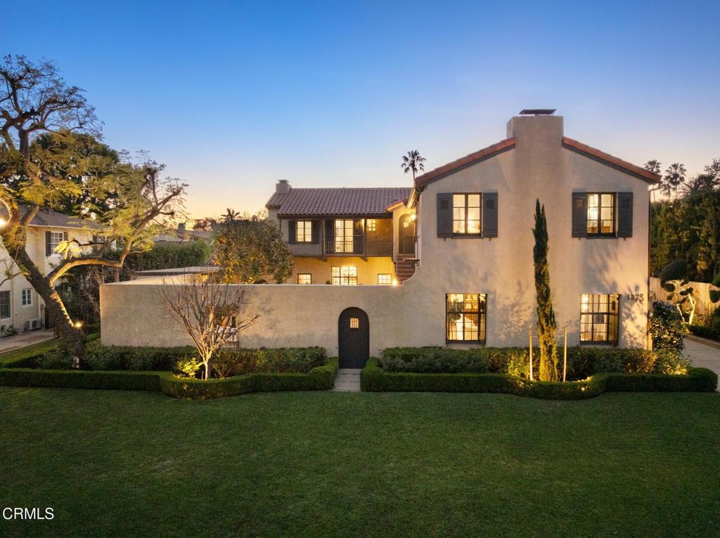 1275 Hillcrest Avenue