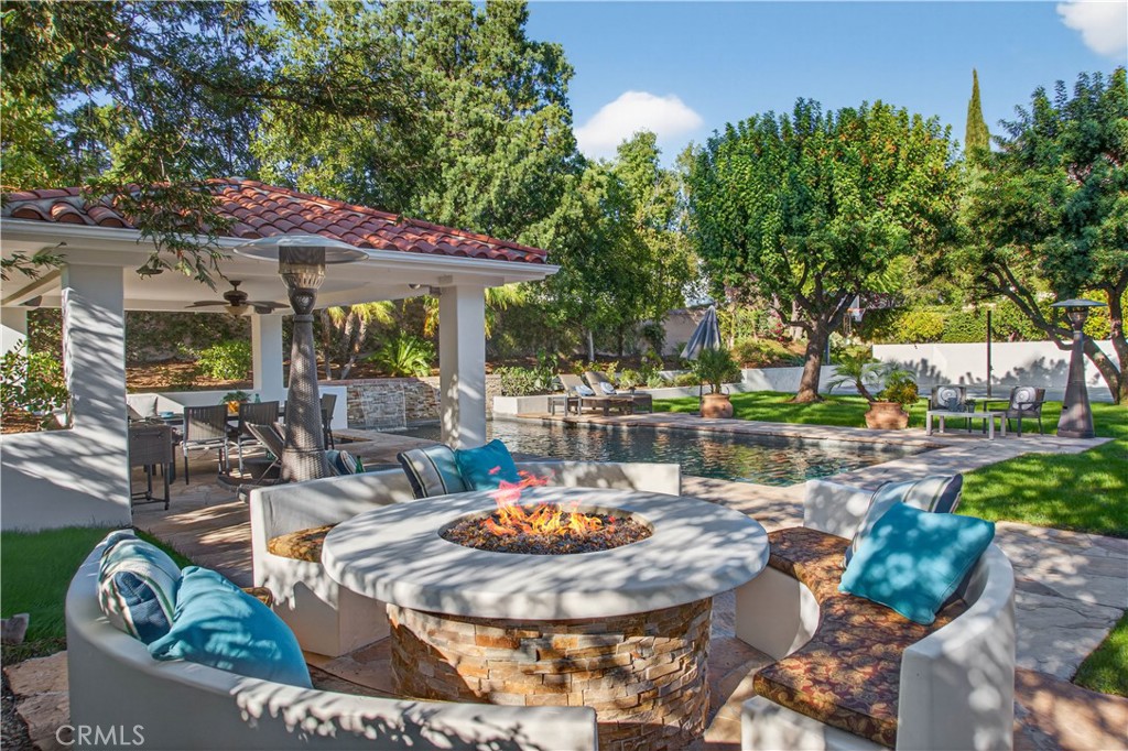 25527 Hamilton Court