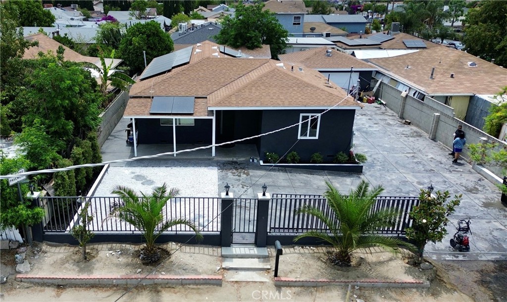 Incredible investment opportunity in Sun Valley! This property features a 3-bedroom, 1-bath main house (buyer to verify permits), plus multiple additional units, including two detached studios with kitchens and bathrooms, and a garage conversion. Ideal for multigenerational living or income potential. Property records show 2 beds, 1 bath-buyer to verify all additions and square footage. Priced at $1,099,000 for quick sale!
Located 7 minutes away from Burbank shopping malls, restaurants, Burbank Airport, freeways, Hansen Dam Recreational Center. very close to public transportation, metrolink and much more.Hurry! Come to see all the potential to accommodate a large family, all it needs is your personal touch.
Solar Panels included call for more information.