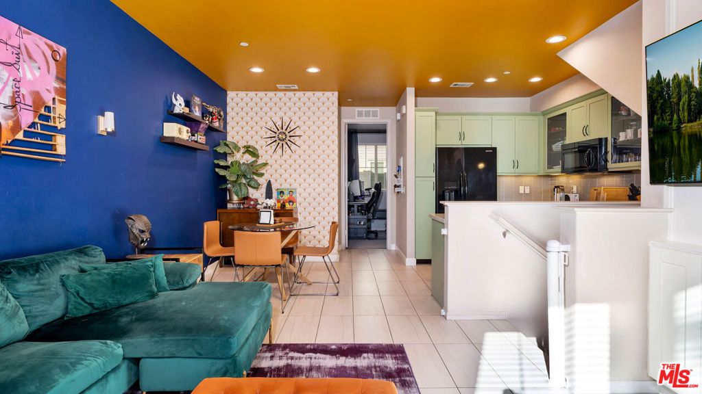 Photo of 14104 W Chapparel Lane, Van Nuys, CA 91405 (MLS # 26654163)