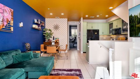 Photo of 14104 W Chapparel Lane, Van Nuys, CA 91405 (MLS # 26654163)