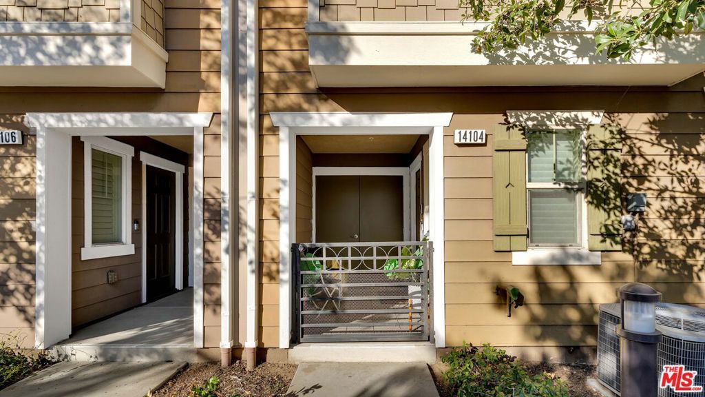 Photo of 14104 W Chapparel Lane, Van Nuys, CA 91405 (MLS # 26654163)