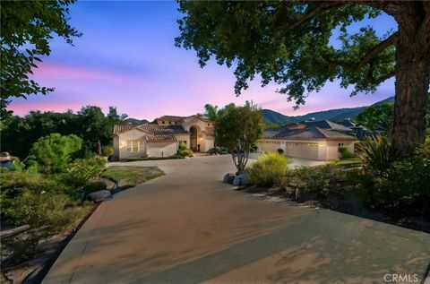 22285 Bear Creek Drive N Murrieta CA 92562