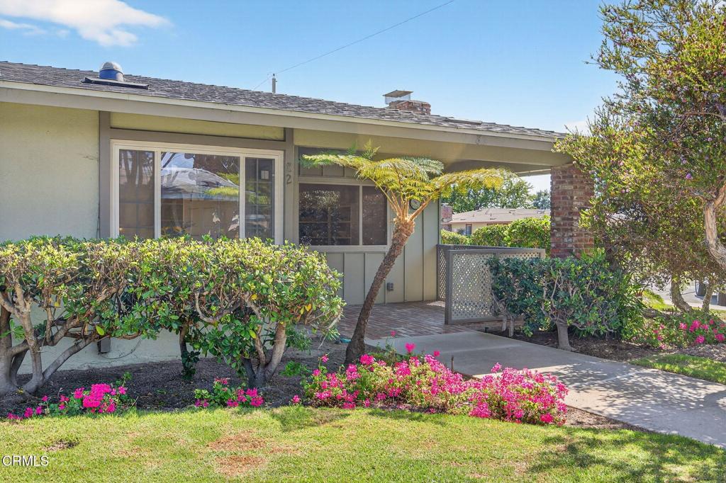 82 W Garden Green