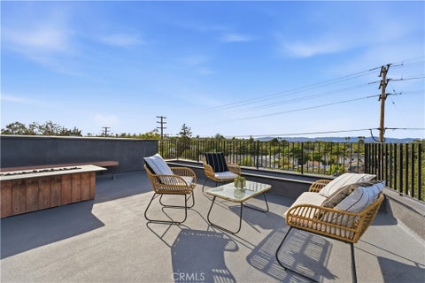 Photo of 3601 Mclaughlin Avenue, Los Angeles, CA 90066 (MLS # LG26222310)