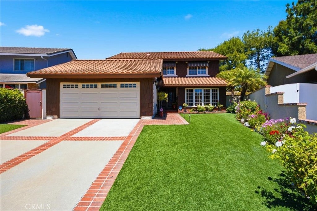 1201 Mount Rainier Road