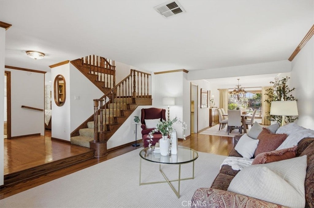 1201 Mount Rainier Road