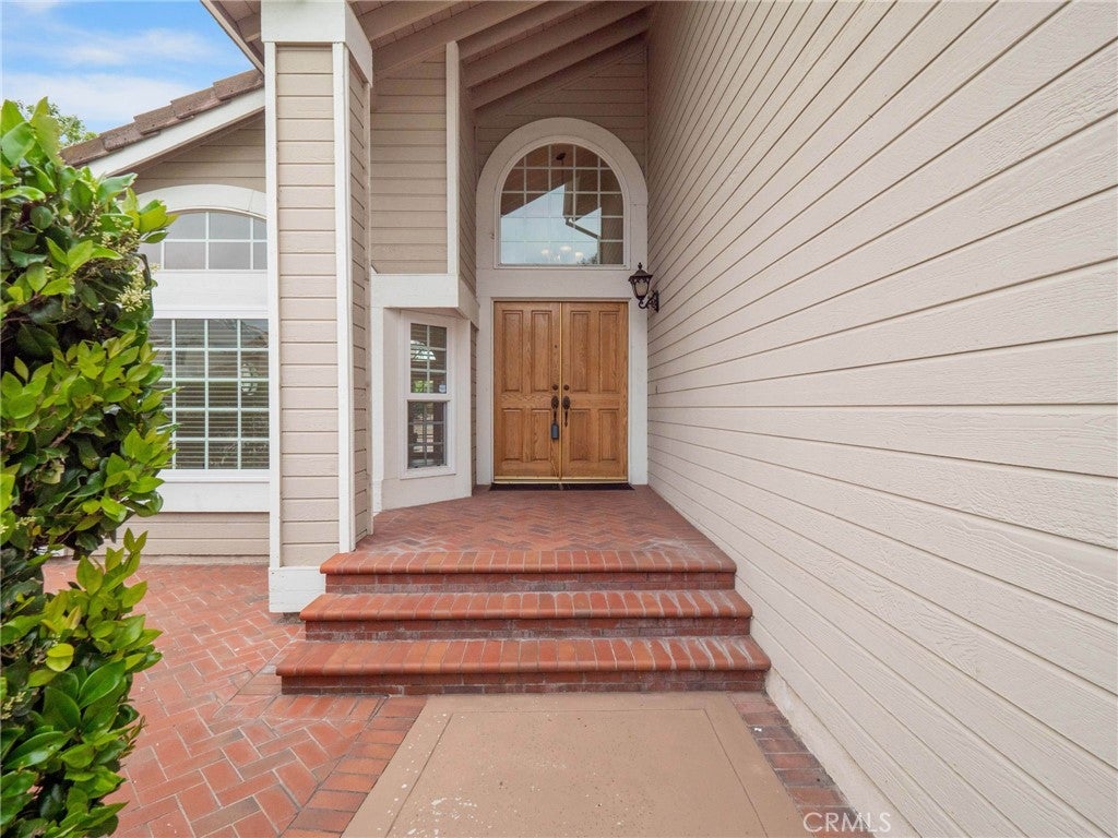 21052 Kensington Lane