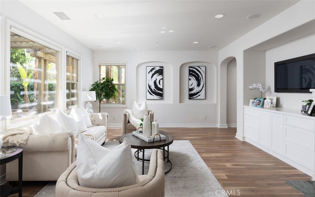 Catania (CATN) - Residential Lease