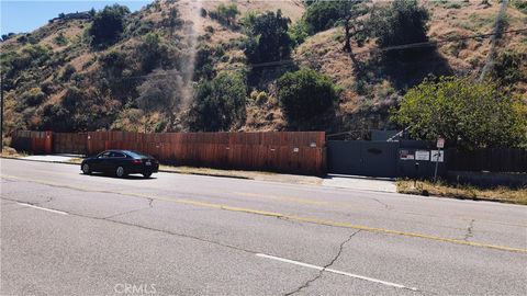 Photo of 9562 Wentworth Street, Shadow Hills, CA 91040 (MLS # GD26079406)