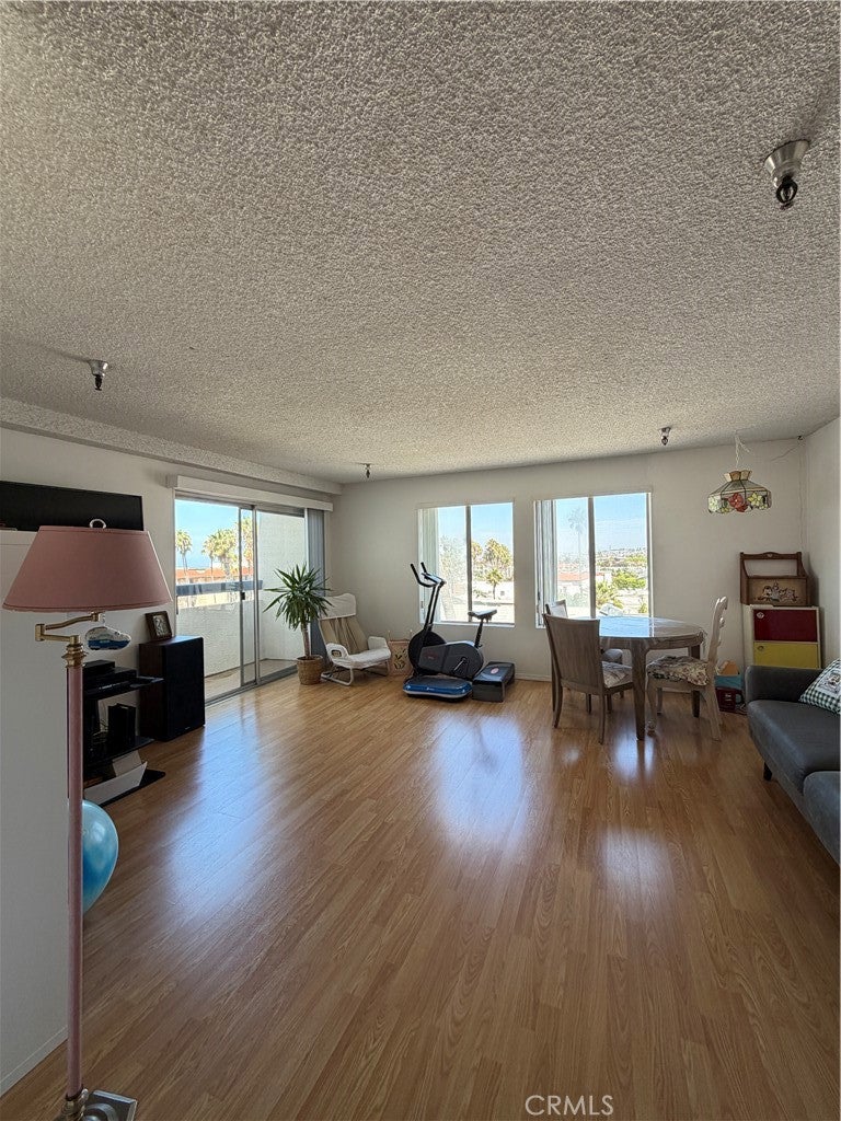 200 S Catalina Avenue 407