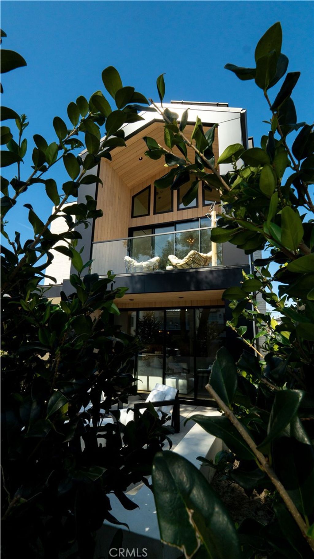 Photo of 519 Narcissus Avenue, Corona Del Mar, CA 92625 (MLS # OC26010599)