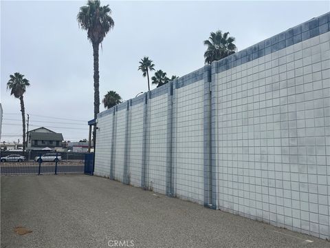 2268 N. Long Beach Blvd Long Beach CA 90806