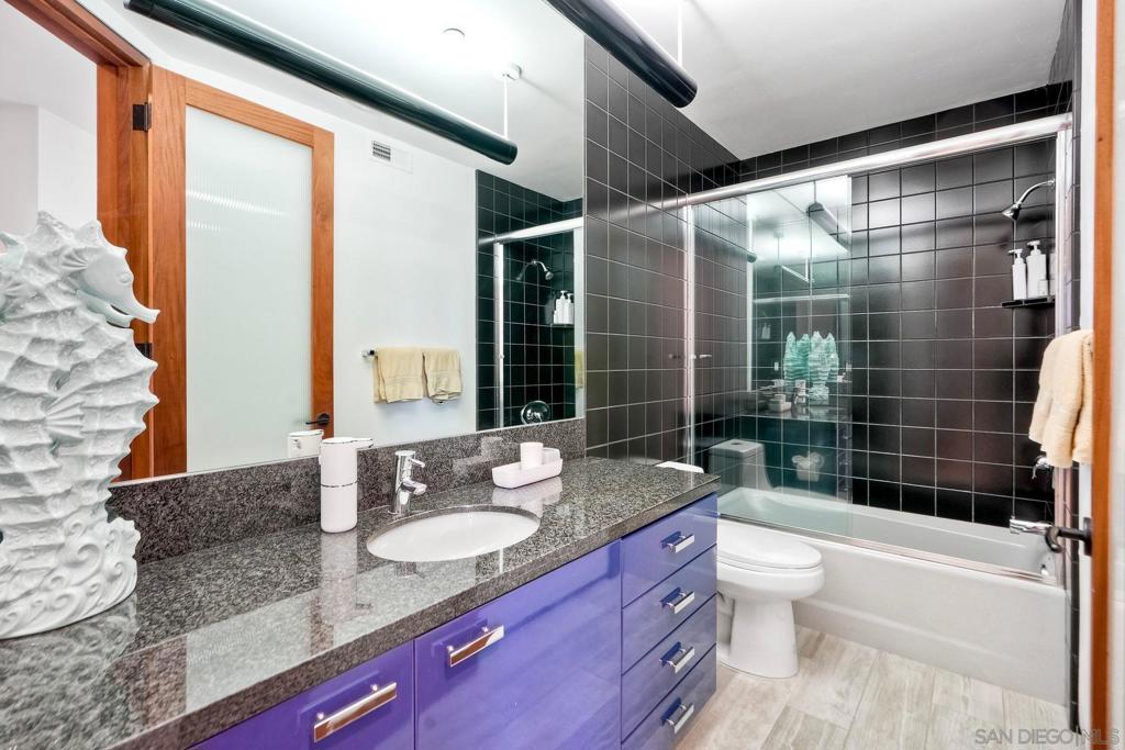 Del Mar - Residential