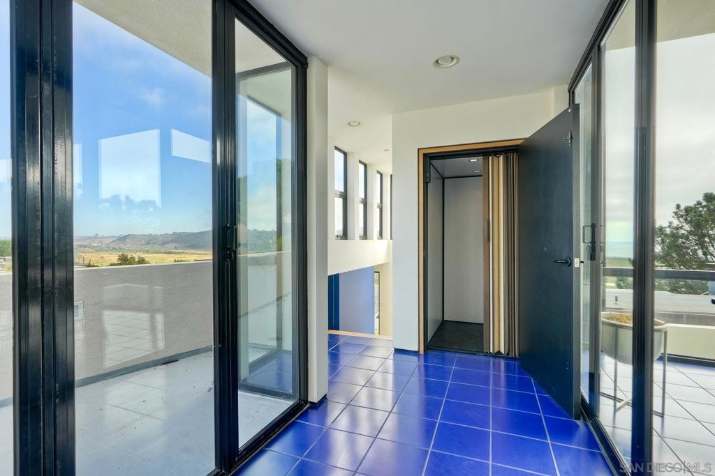 Del Mar - Residential
