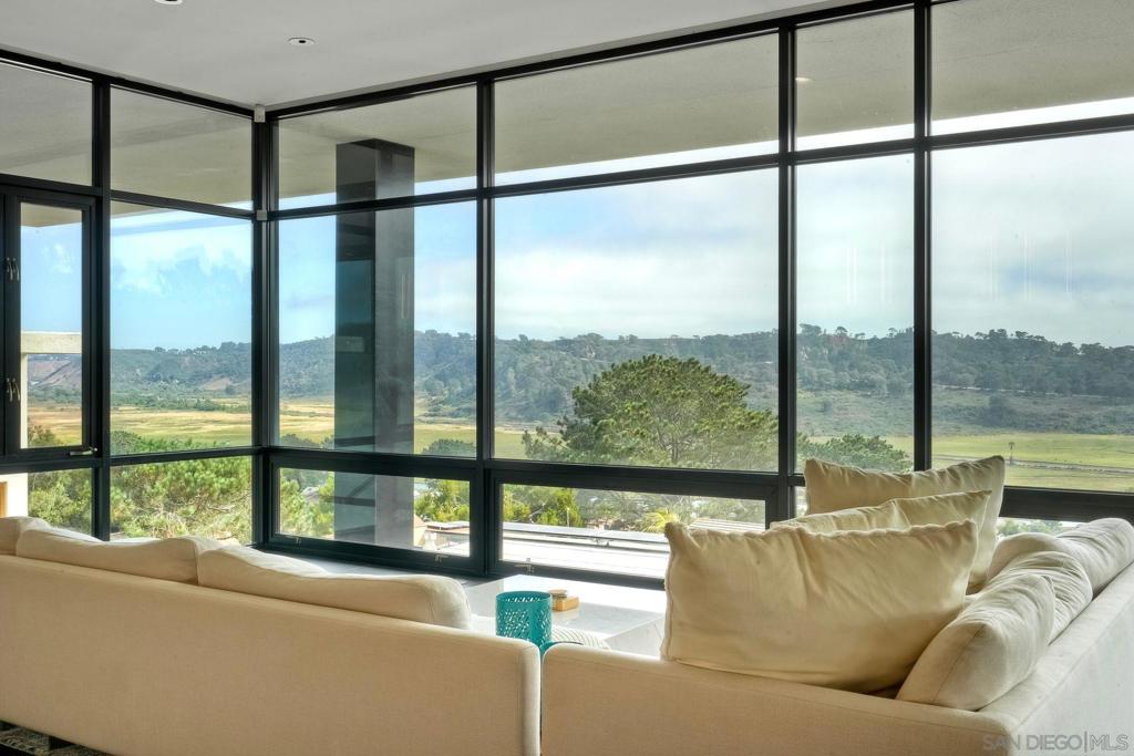 Del Mar - Residential