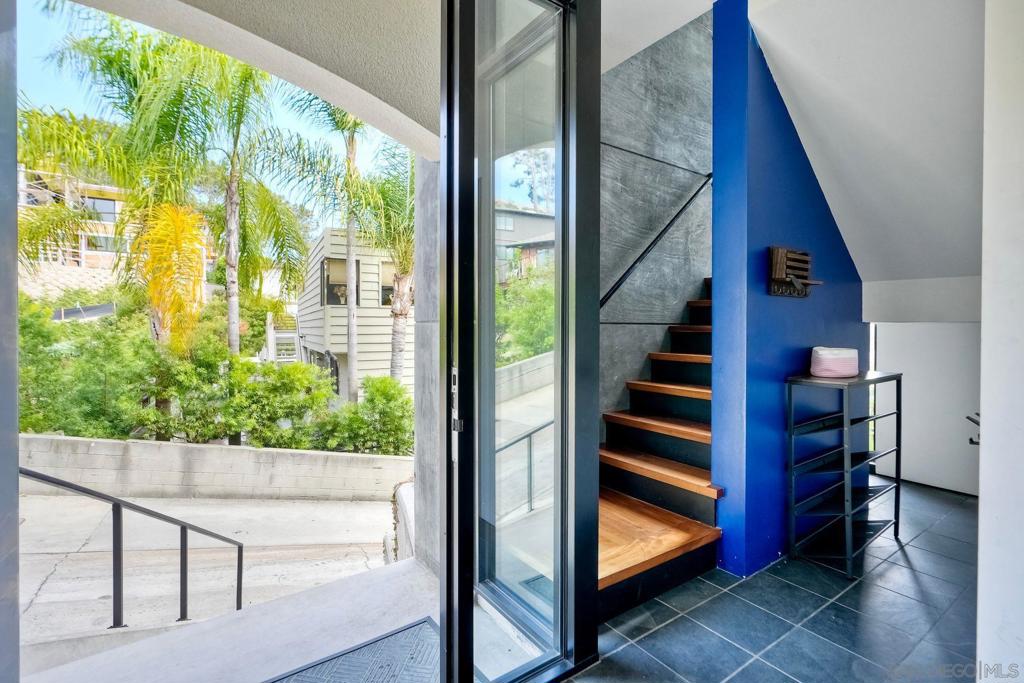 Del Mar - Residential