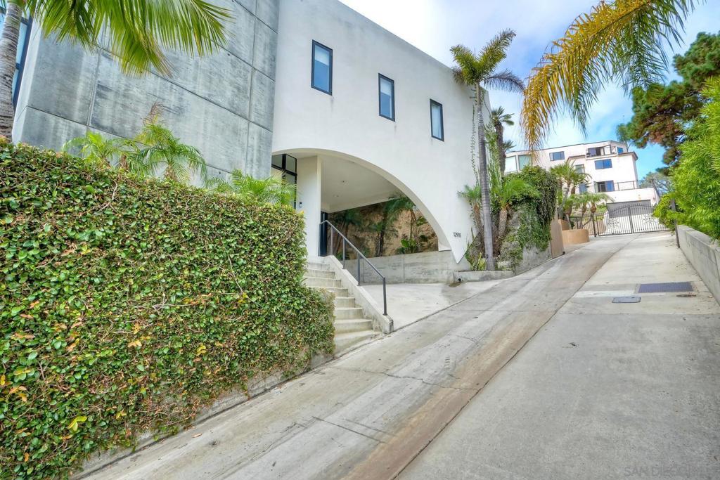 Del Mar - Residential
