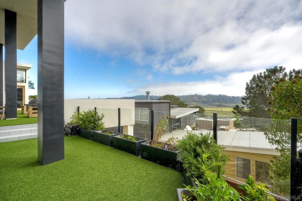 Del Mar - Residential