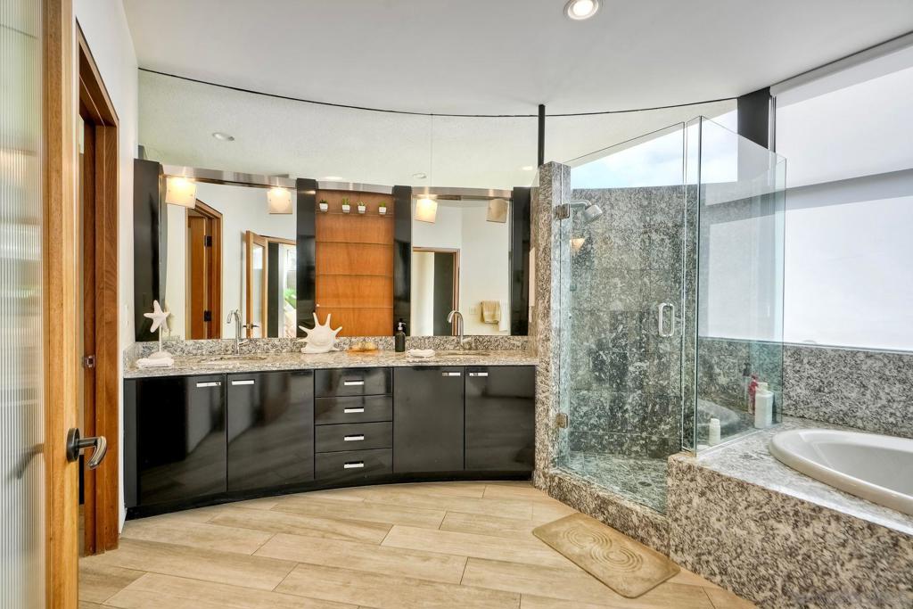 Del Mar - Residential