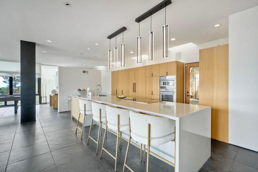 Del Mar - Residential
