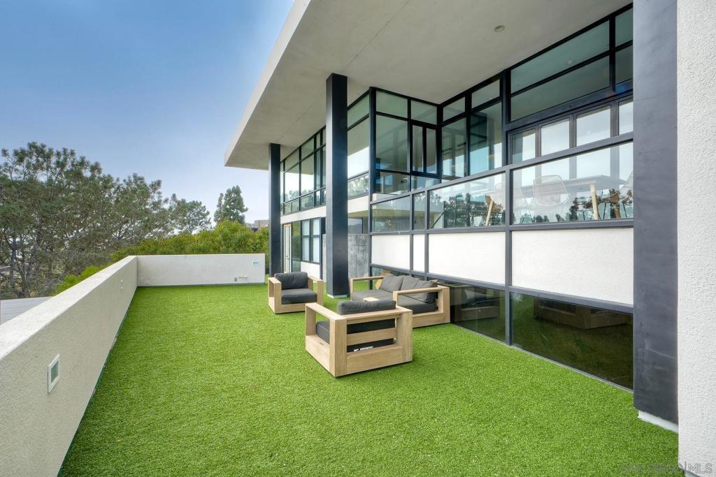 Del Mar - Residential