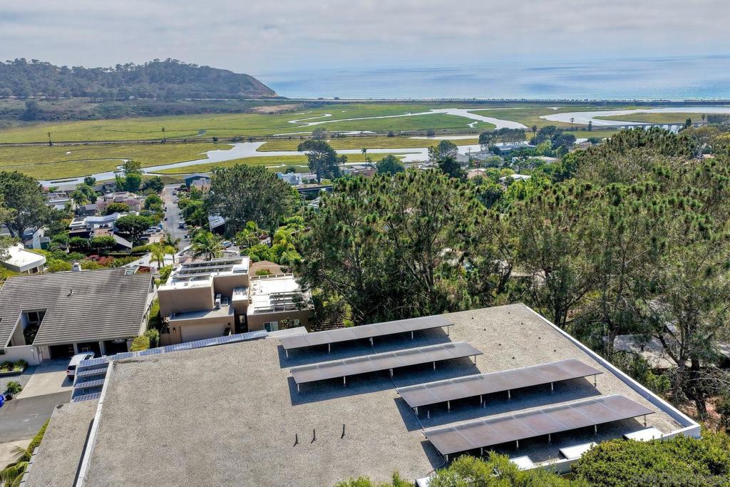 Del Mar - Residential