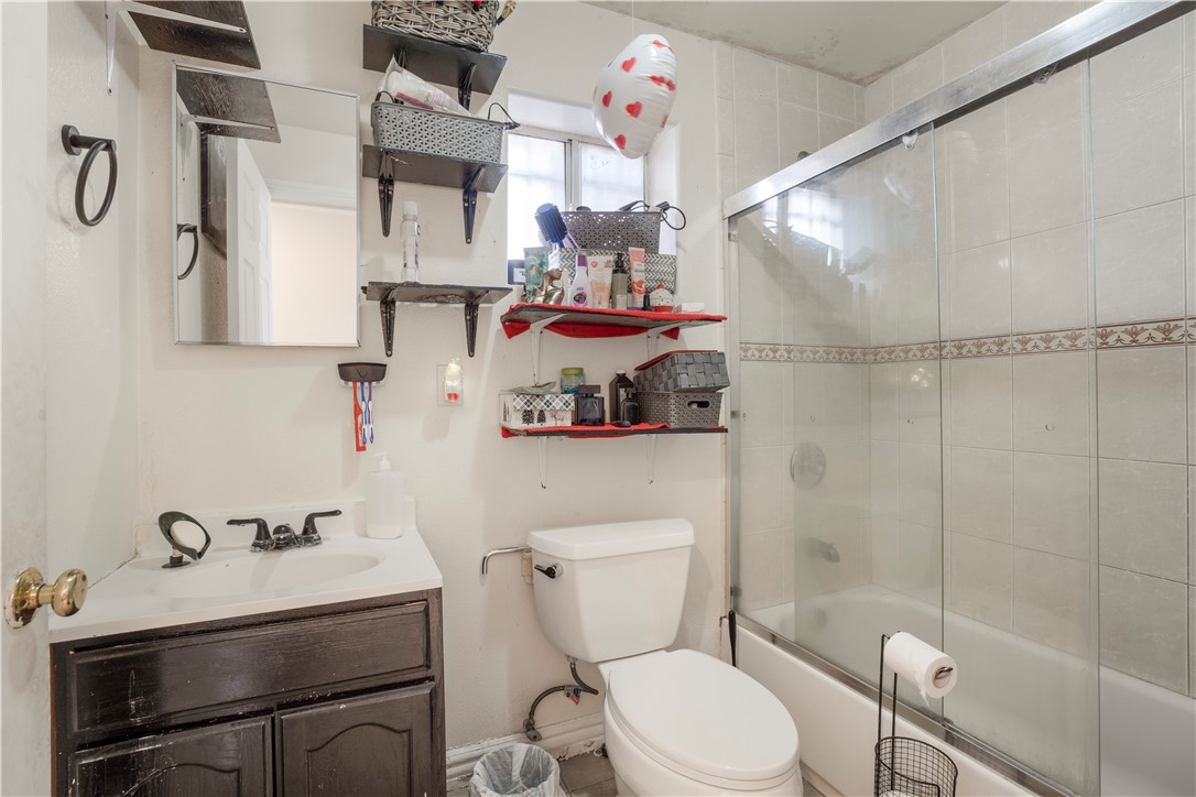 9207 S Central