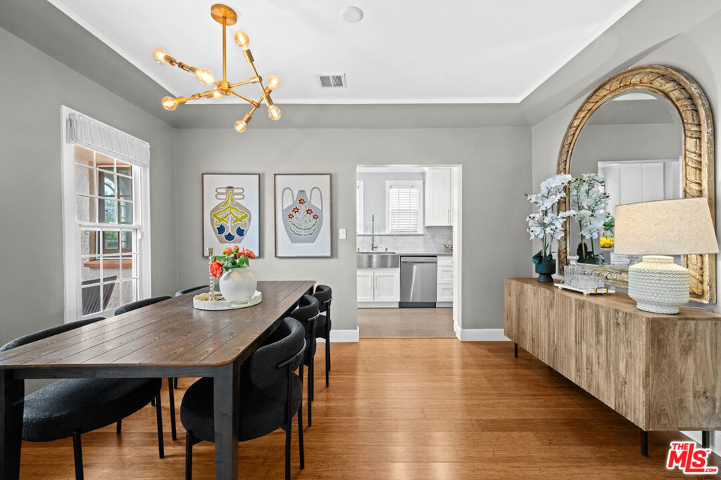 Properties 3 2628 Reynier Avenue