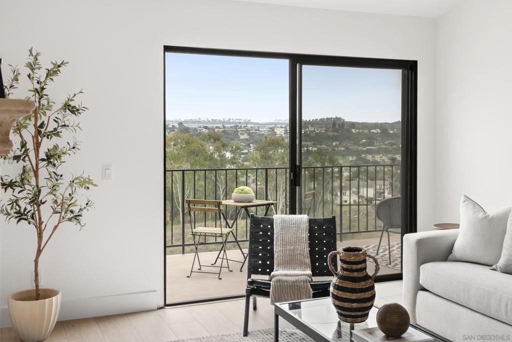 3133 Vista Rica