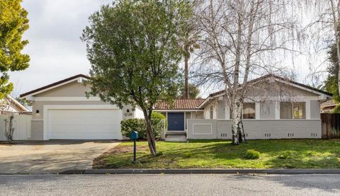 Photo of 12139 Marilla Drive, Saratoga, CA 95070 (MLS # ML82047452)