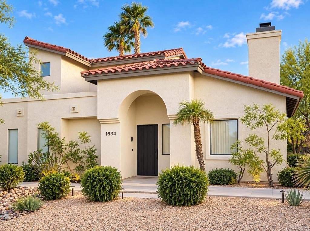 1634 Las Casitas Drive