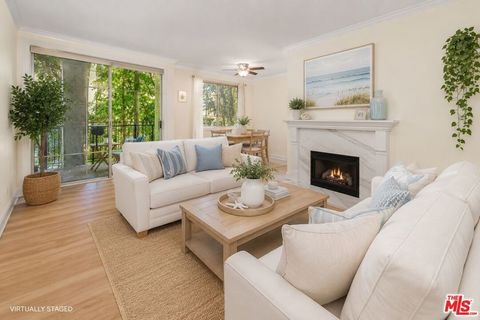 Photo of 1375 Kelton Avenue #104, Los Angeles, CA 90024 (MLS # 26838235)