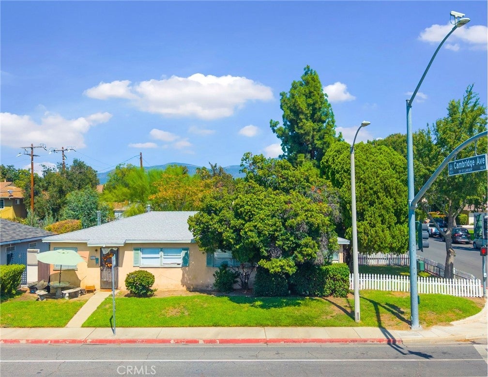 309 N Cambridge Avenue
