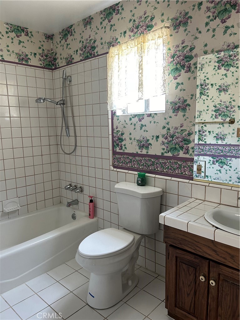 5470 Encinita Avenue