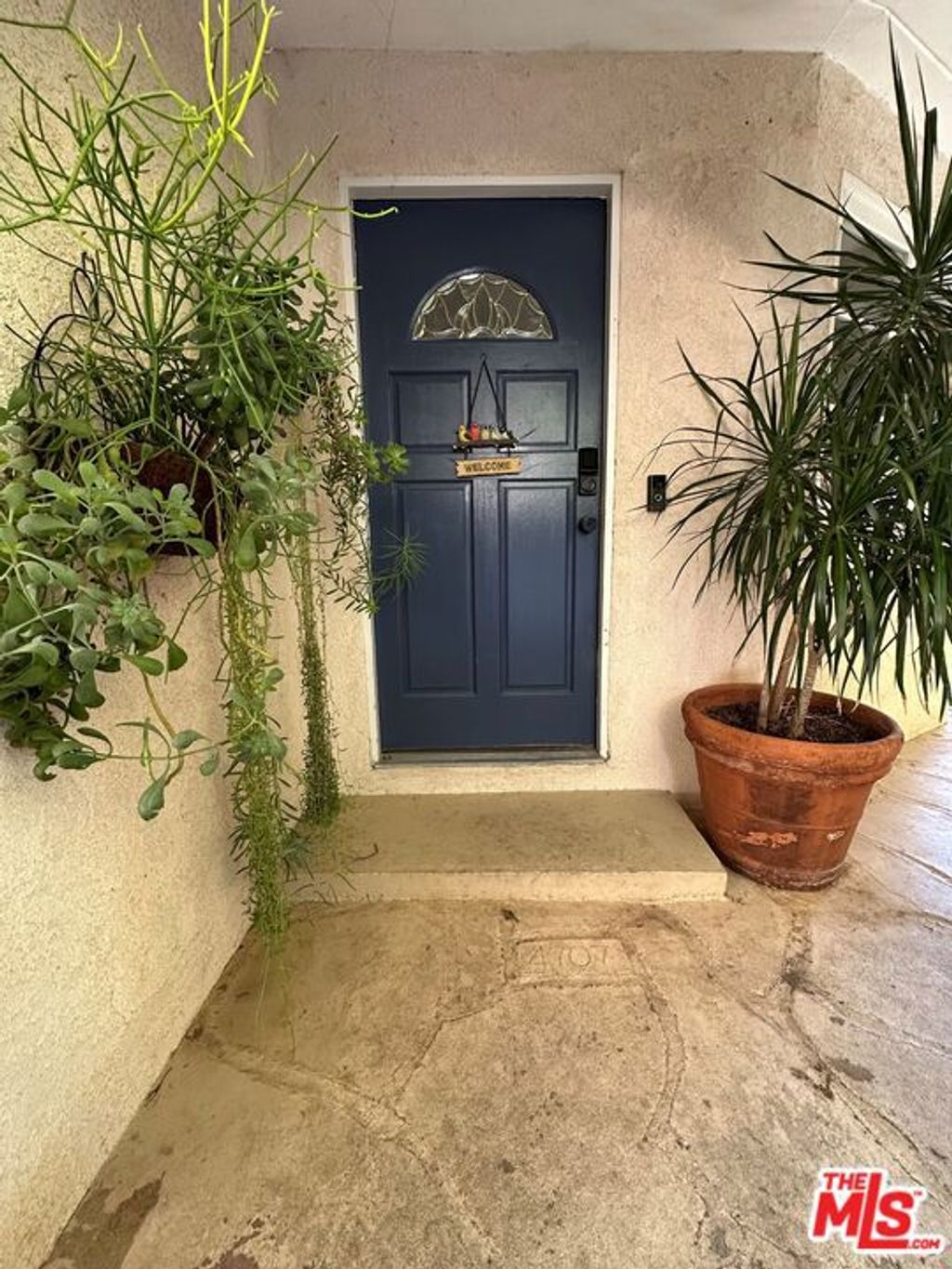 Photo of 4707 Bedel Street, Woodland Hills, CA 91364 (MLS # 25481521)