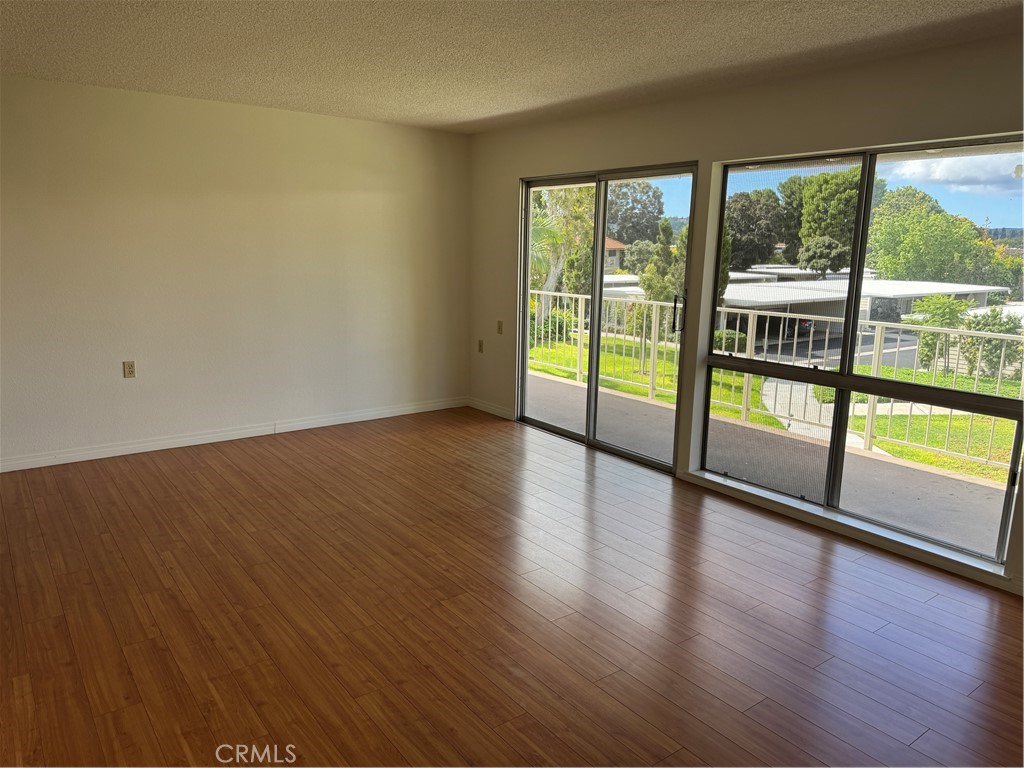 2122 Ronda Granada P