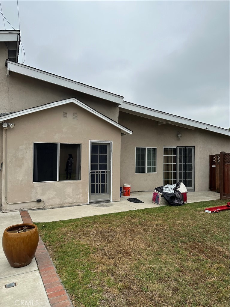 1940 E Walnut Creek