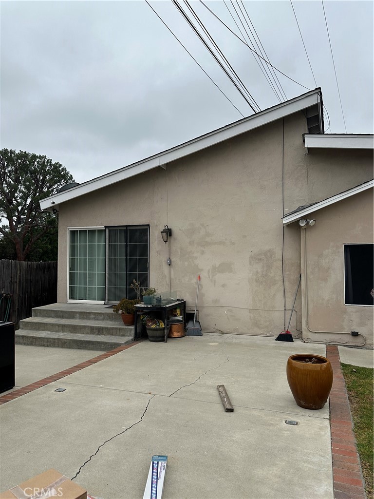 1940 E Walnut Creek