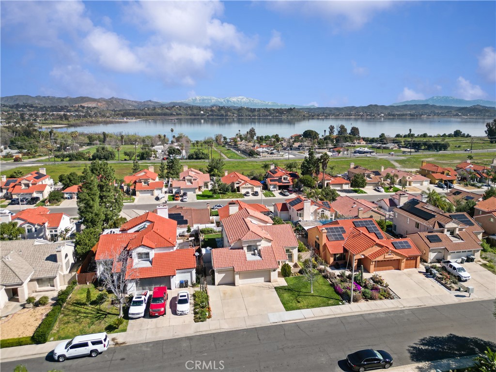 Properties 4 15660 Laguna