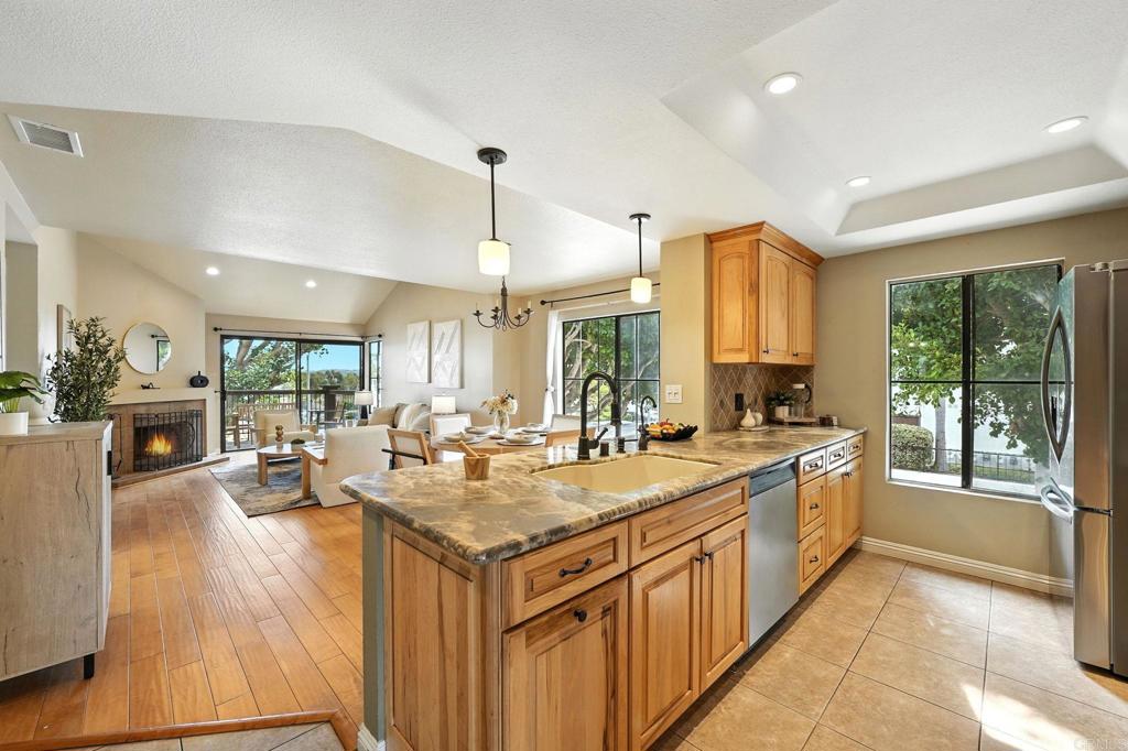 6984 Sandpiper Place