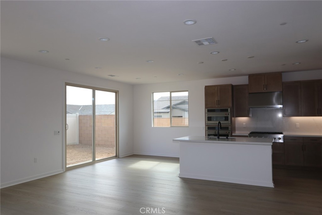 28820 Ridgerock Court