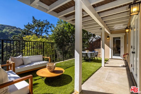 Tiny photo for 2201 Beech Knoll Road, Los Angeles, CA 90046 (MLS # 26102924)