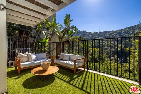 Tiny photo for 2201 Beech Knoll Road, Los Angeles, CA 90046 (MLS # 26102924)