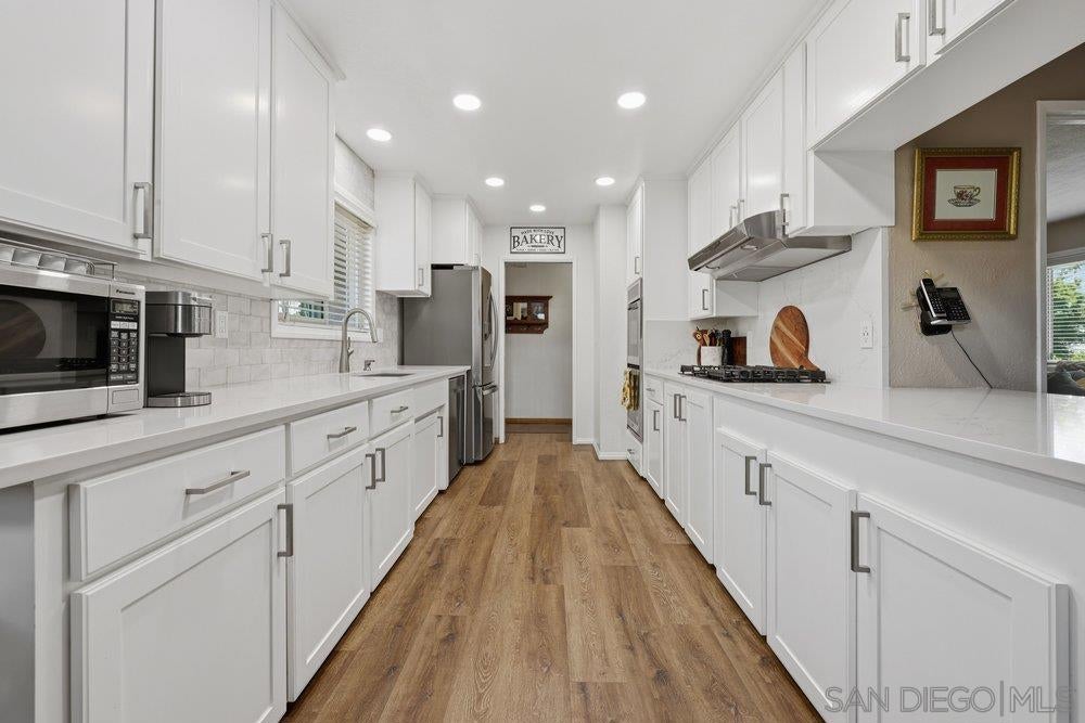 625 Corona CT