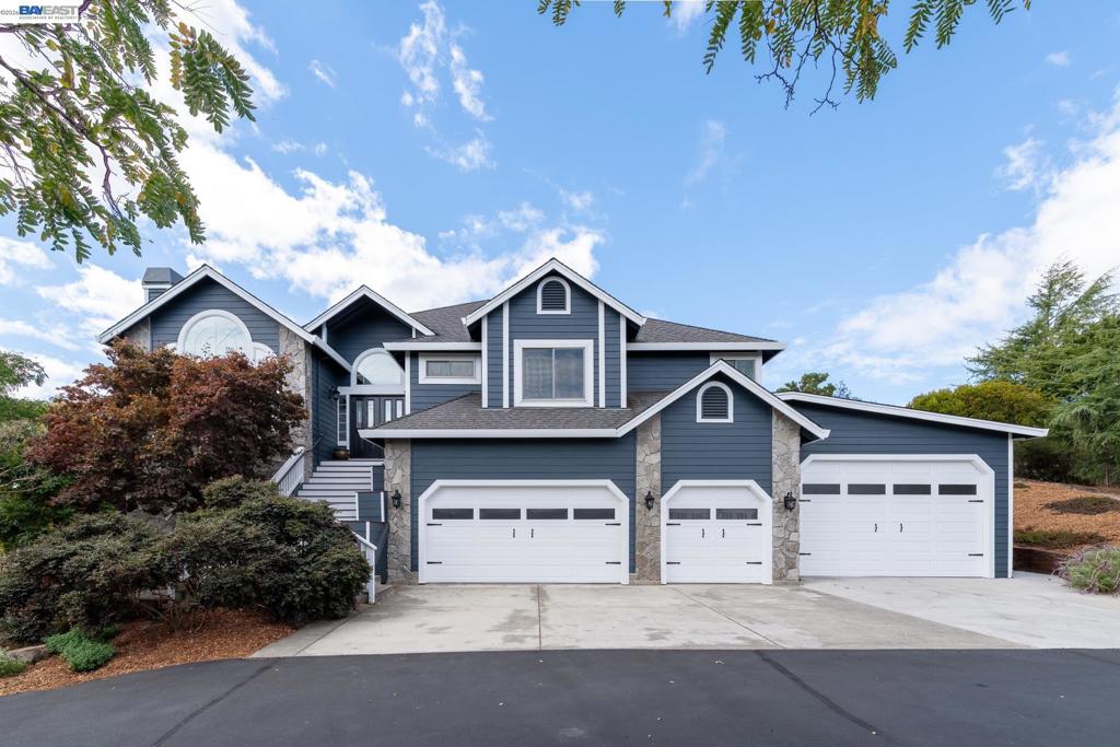 228 Stowring Rd