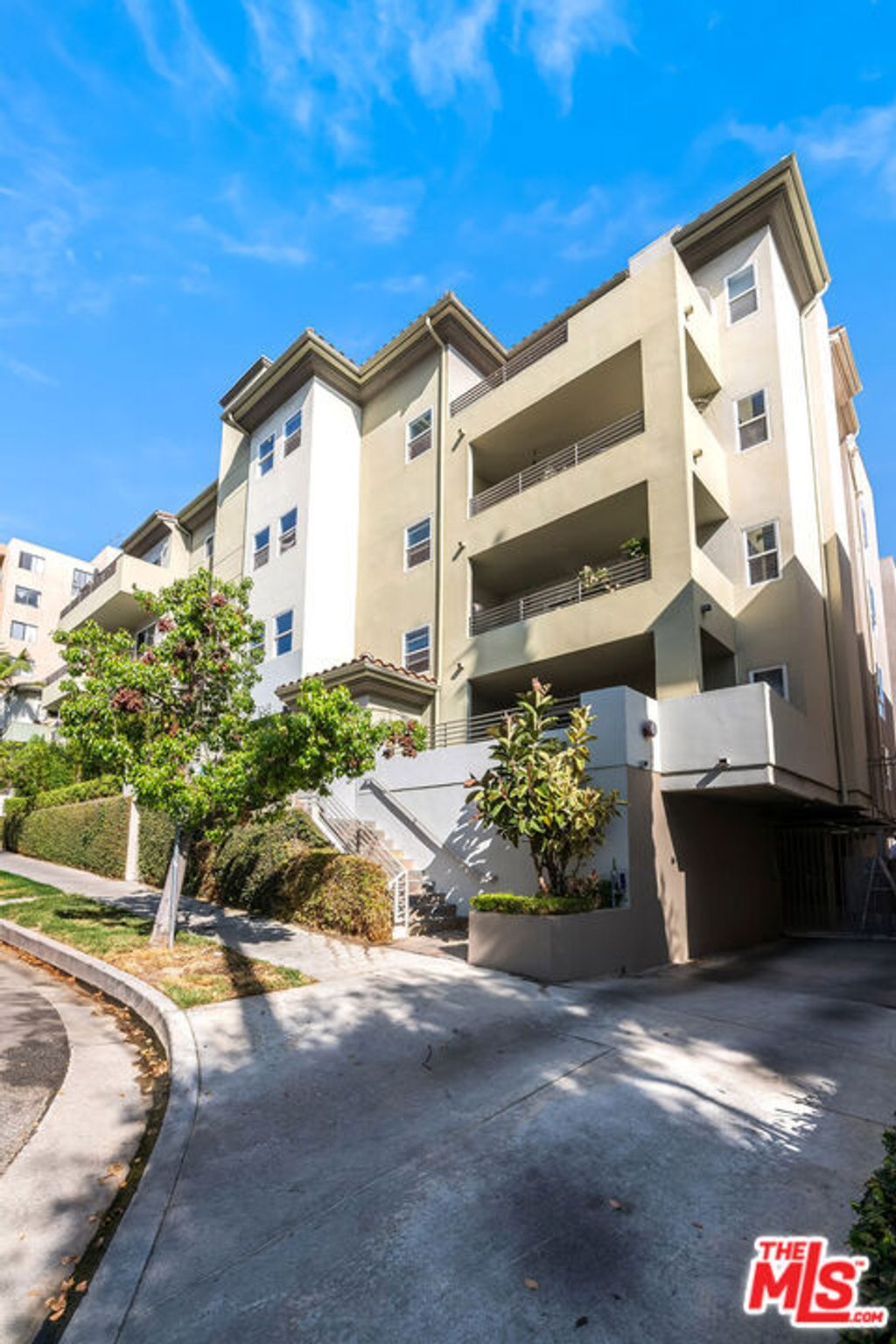 Photo of 7249 Franklin Avenue #203, Los Angeles, CA 90046 (MLS # 25588583)