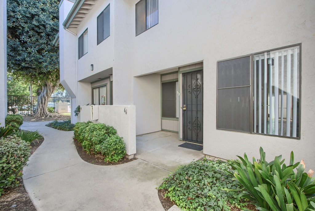 Updated 3 Bedroom Townhouse in Gated Community with a Garage and Patio/Yard. Newer Kitchen Cabinets with Quartz countertops and Subway tiled backsplash. New tiled Master shower with Quartz tops, 2 sinks and make-up counter. Hall bathroom is all new with Tub and tiled surround, cabinet with Quarts top, sink and tiled floor. All freshly painted including ceilings. This Townhouse is the largest model with 1618 Sq Ft. and has a wood burning fireplace. Garage has direct access to the Private Patio area. Neighborhoods: Lakeside Complex Features: , Equipment: Dryer,Garage Door Opener, Washer Other Fees: 0 Sewer: Sewer Connected Topography: LL
